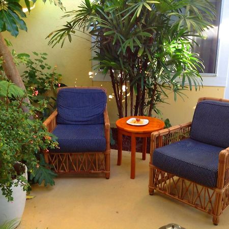 Pavilion Hotel Avalon Chambre photo