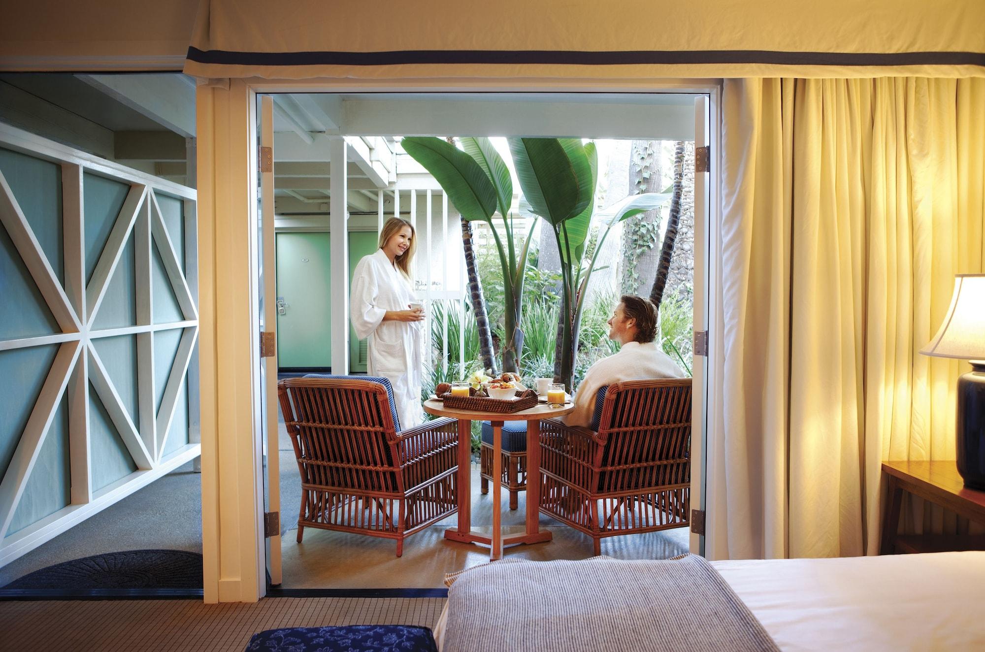 Pavilion Hotel Avalon Extérieur photo